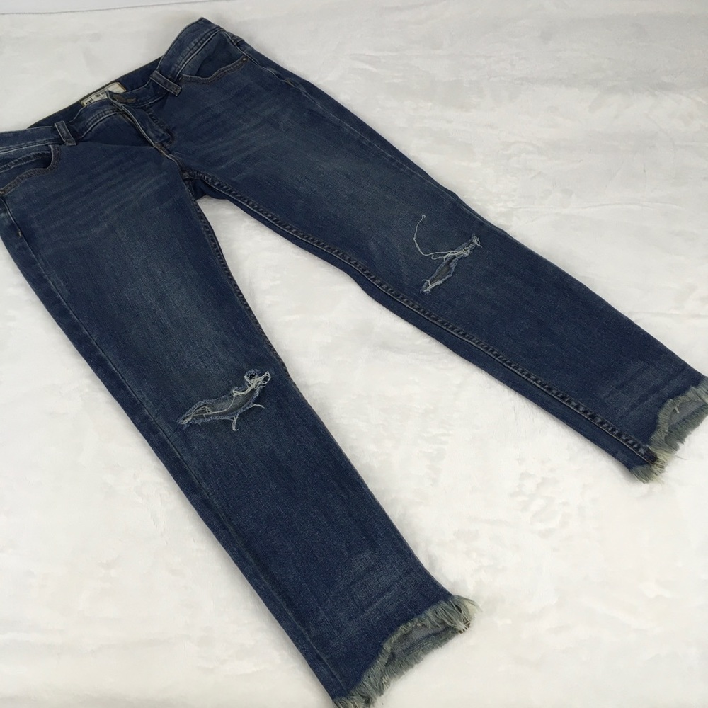 Free People Raw Distressed Crop Jeans Size 27